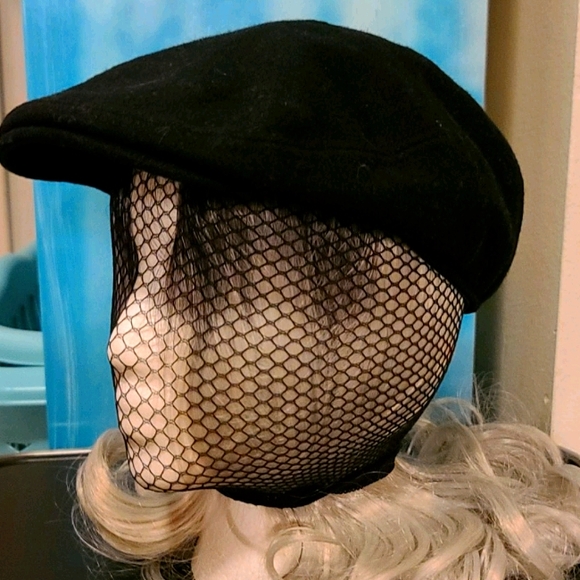 Daniel Cremieux Accessories - 😎Y2k CREMIEUX Newsboy cap